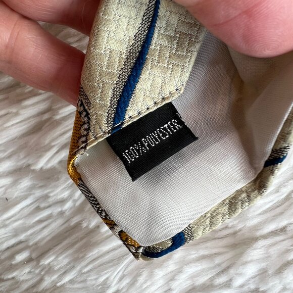 Art Deco Inspired Silk Tie By Mark‎ Of California In Beige With Dancing Flappers - Picture 5 of 6